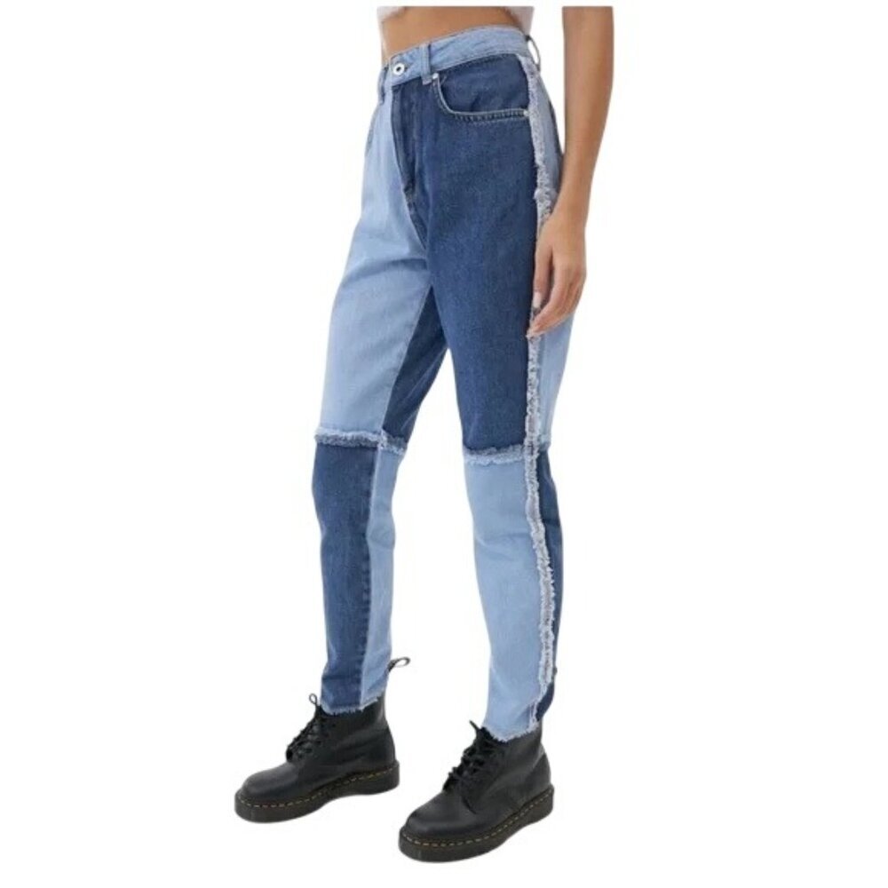 The Ragged Priest Quarter Panel Equilibrium Mom Jeans - Picture 2 of 10